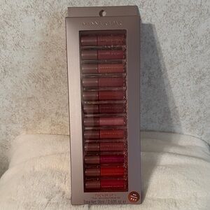 Manna Kadar Lip Gloss Collection - Shades of many Tones. Pucker Up II New in box